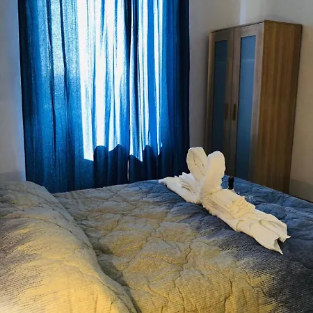 Bed & Breakfast Dream *